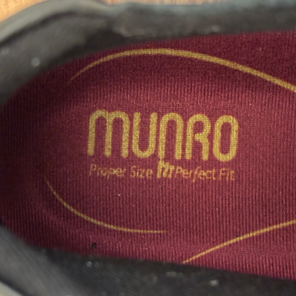 MUNRO Viera Mid Sneakers Black Combo Women Size 9.5 Leather Comfort Side Zippers - Picture 2 of 11